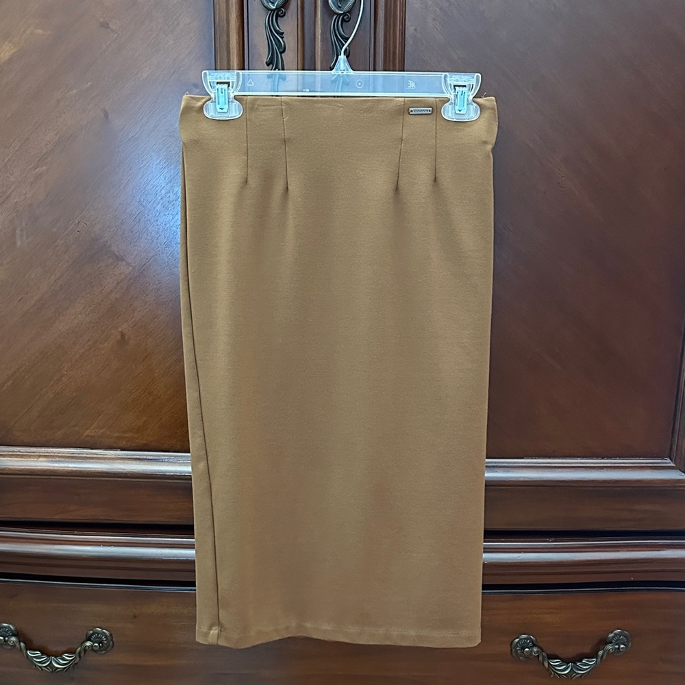 Tahari Brown Pencil Skirt